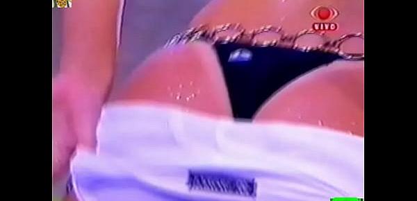  Paloma Fiuza striptease white shorts
